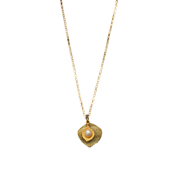 Eucalyptus Leaf Pearl Necklace