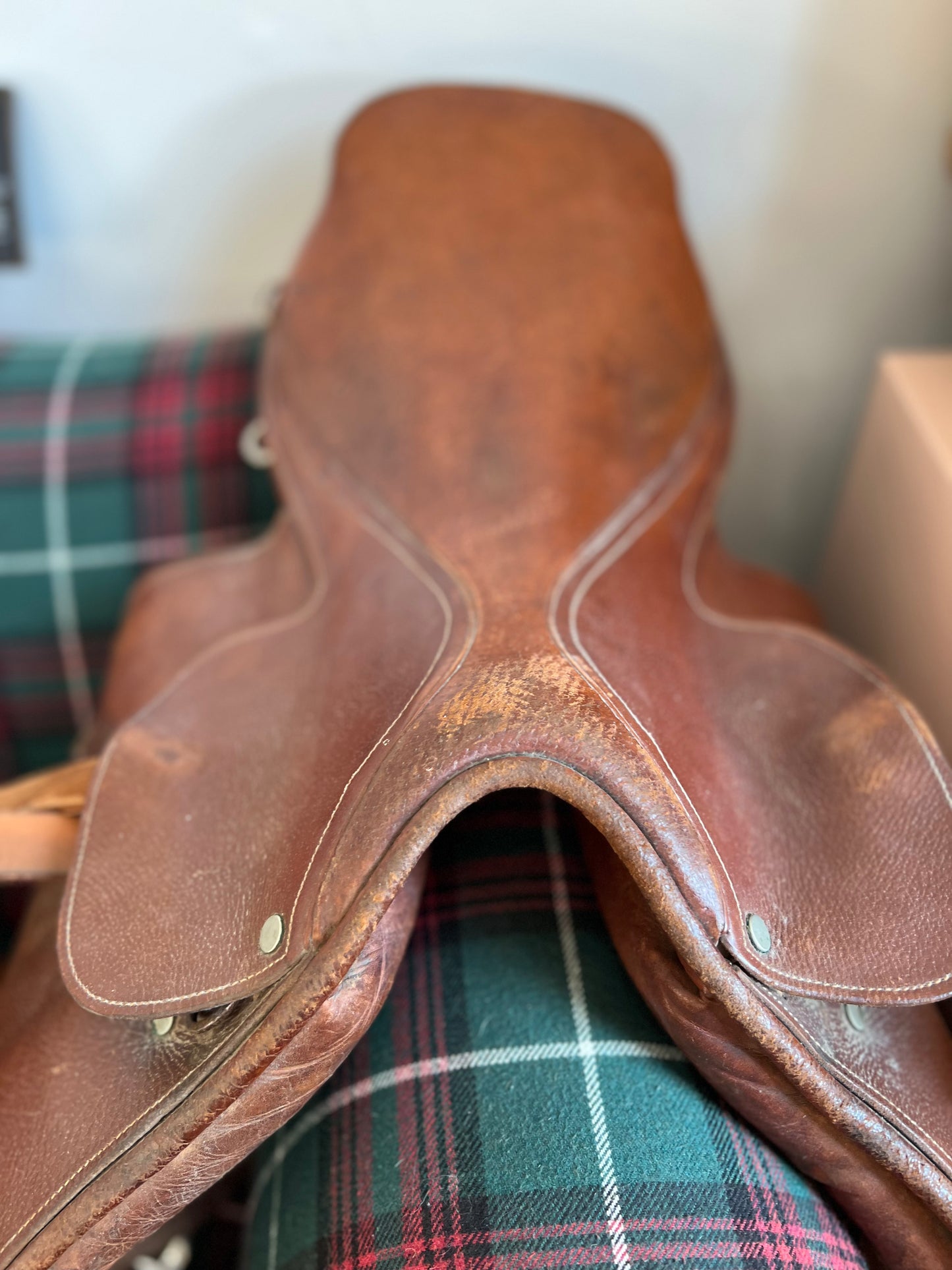 Leather English Saddle With Stirrups