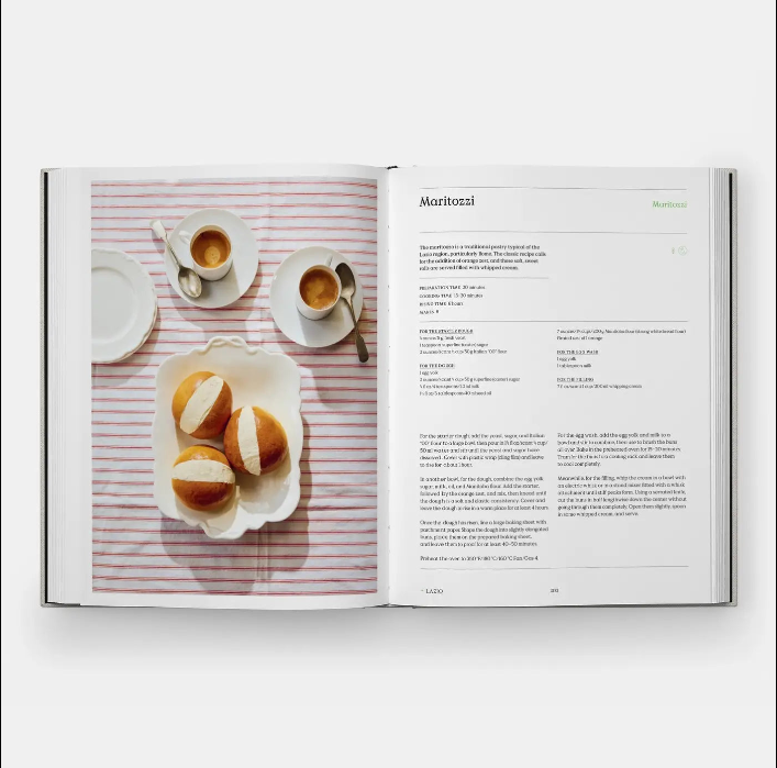 The Regional Italian Cookbook: Recipes from The Silver Spoon - Hardcover