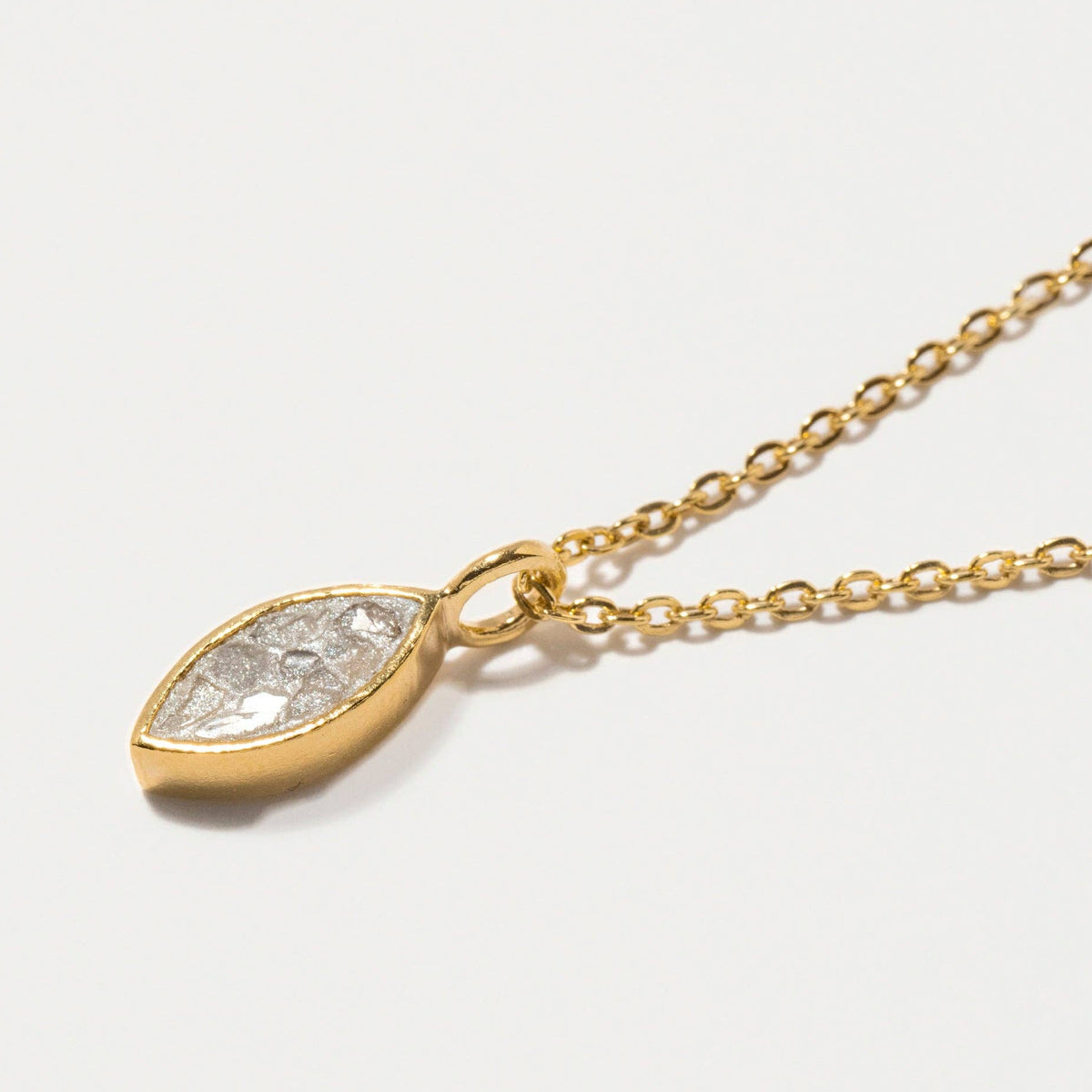 Natural Diamond Slices 18kt Gold Vermeil Oval Necklace