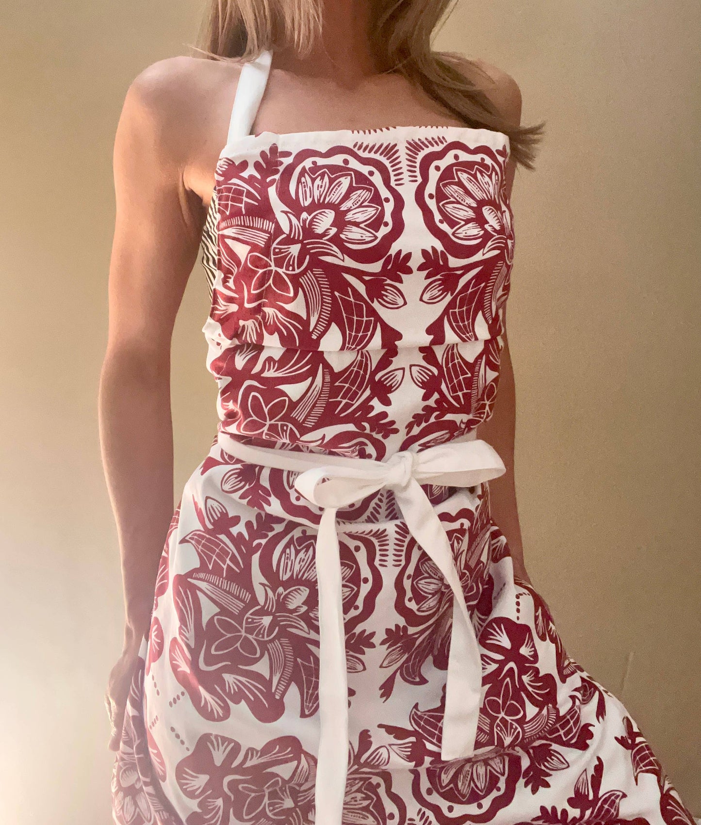 Red Rosemaling Cotton Apron Silkscreened by Illinois Maker
