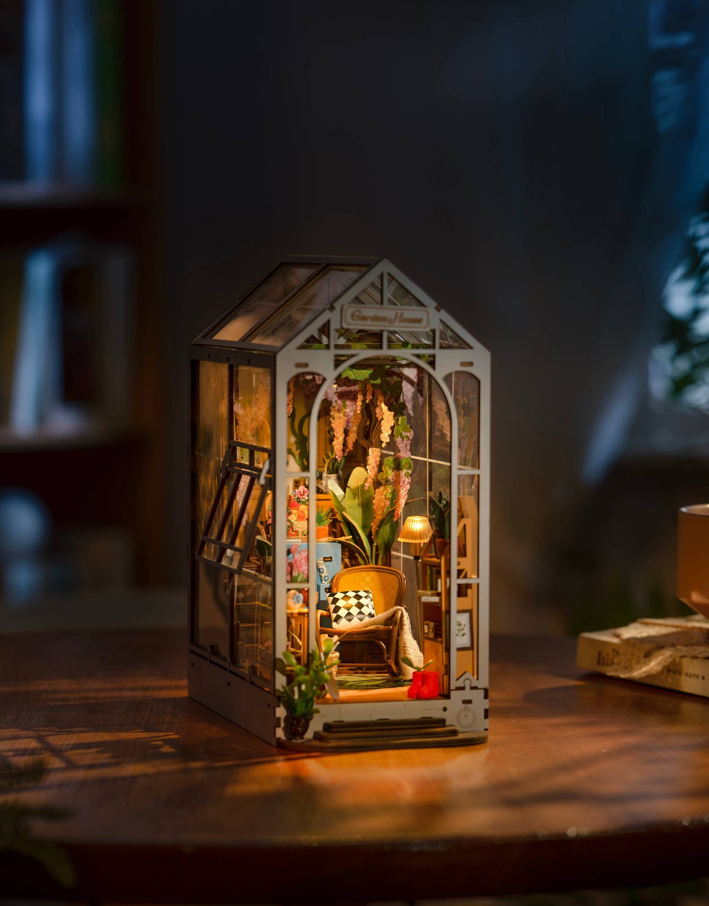 Garden House Book Nook Kit