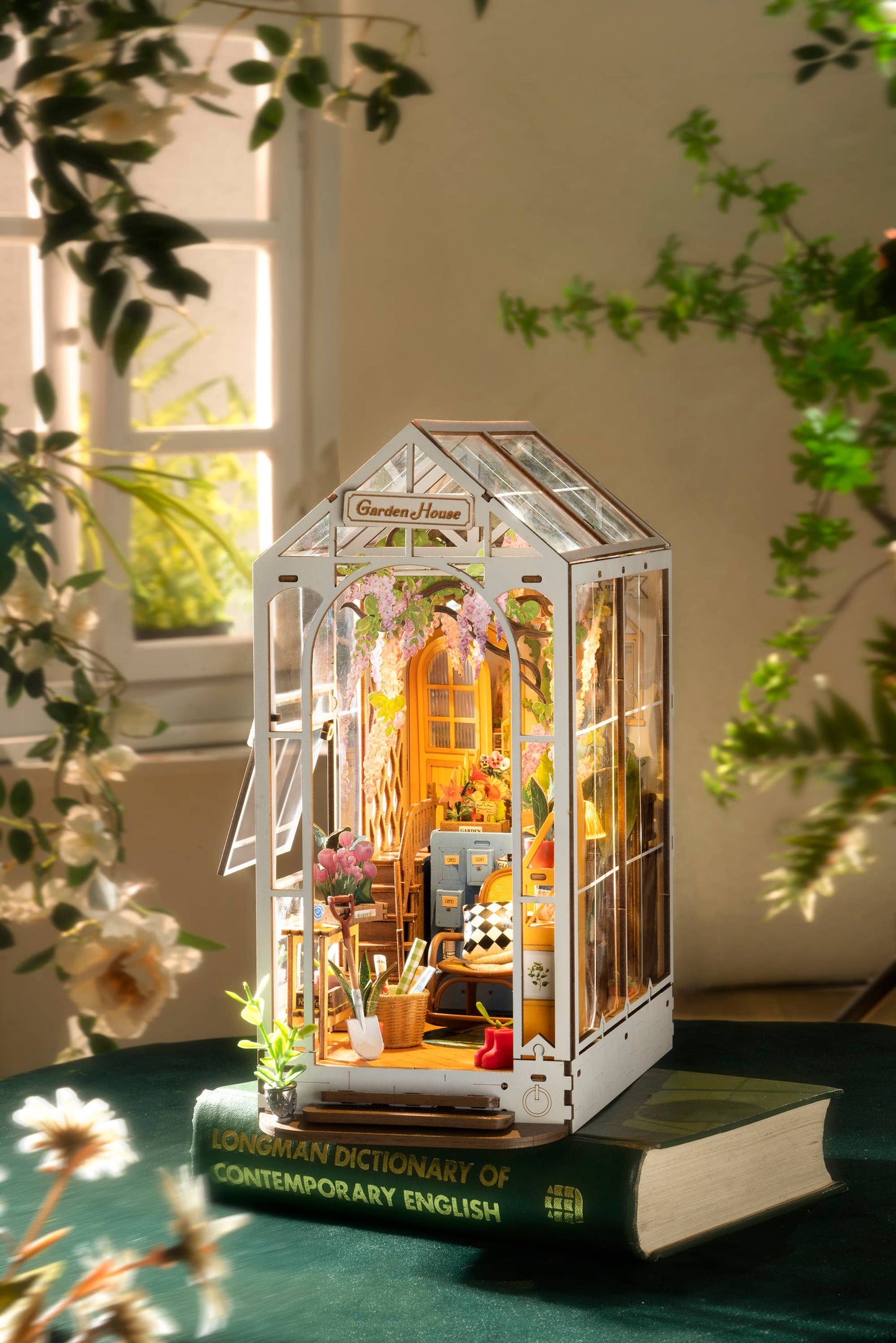 Garden House Book Nook Kit