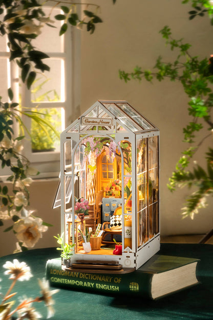 Garden House Book Nook Kit