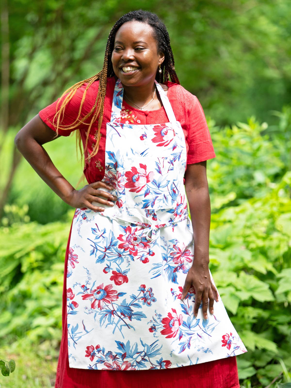 April Cornell 100% Cotton Blue & Red Floral Chef Apron