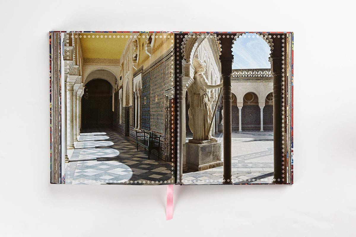 Cabana Anthology: Celebrating 10 Issues Of The Gloriously Opulent International Design Magazine - Hardcover