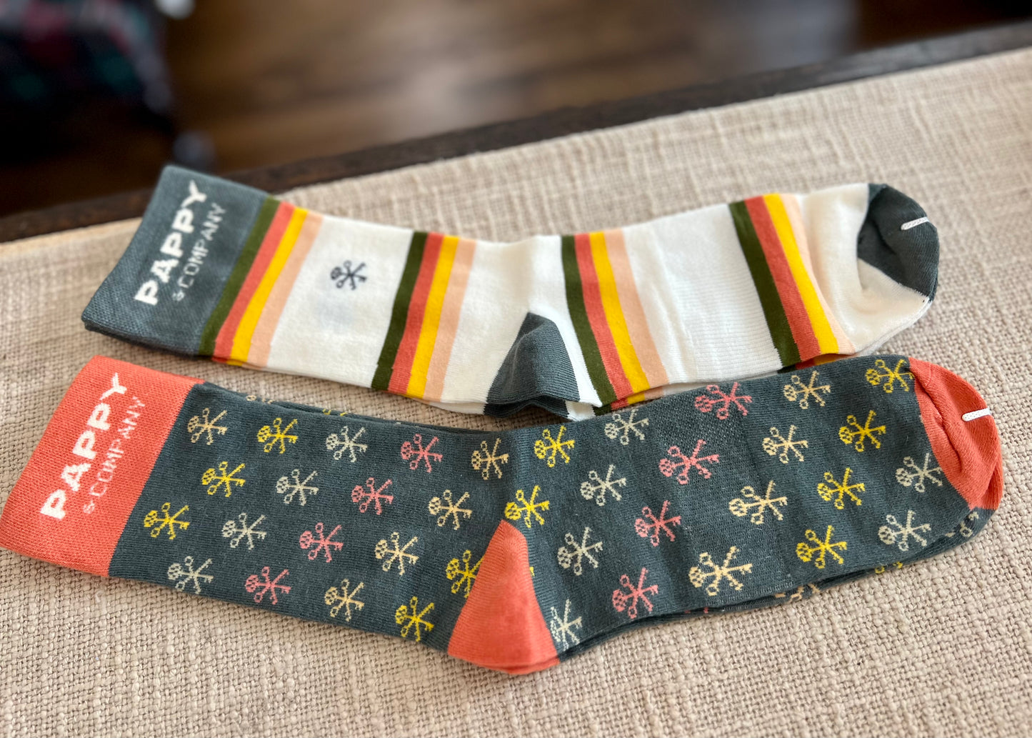 Pappy & Company Keys & Stripes Sock Set - 2 pairs: L/XL (Women’s 9.5-11/Men's 8-12)