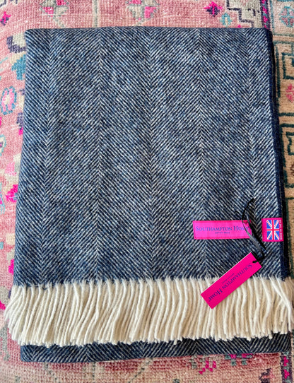 Navy & White Herringbone Fringe New Zealand 100% Shetland Lambswool Throw Blanket - Made in the British Isles