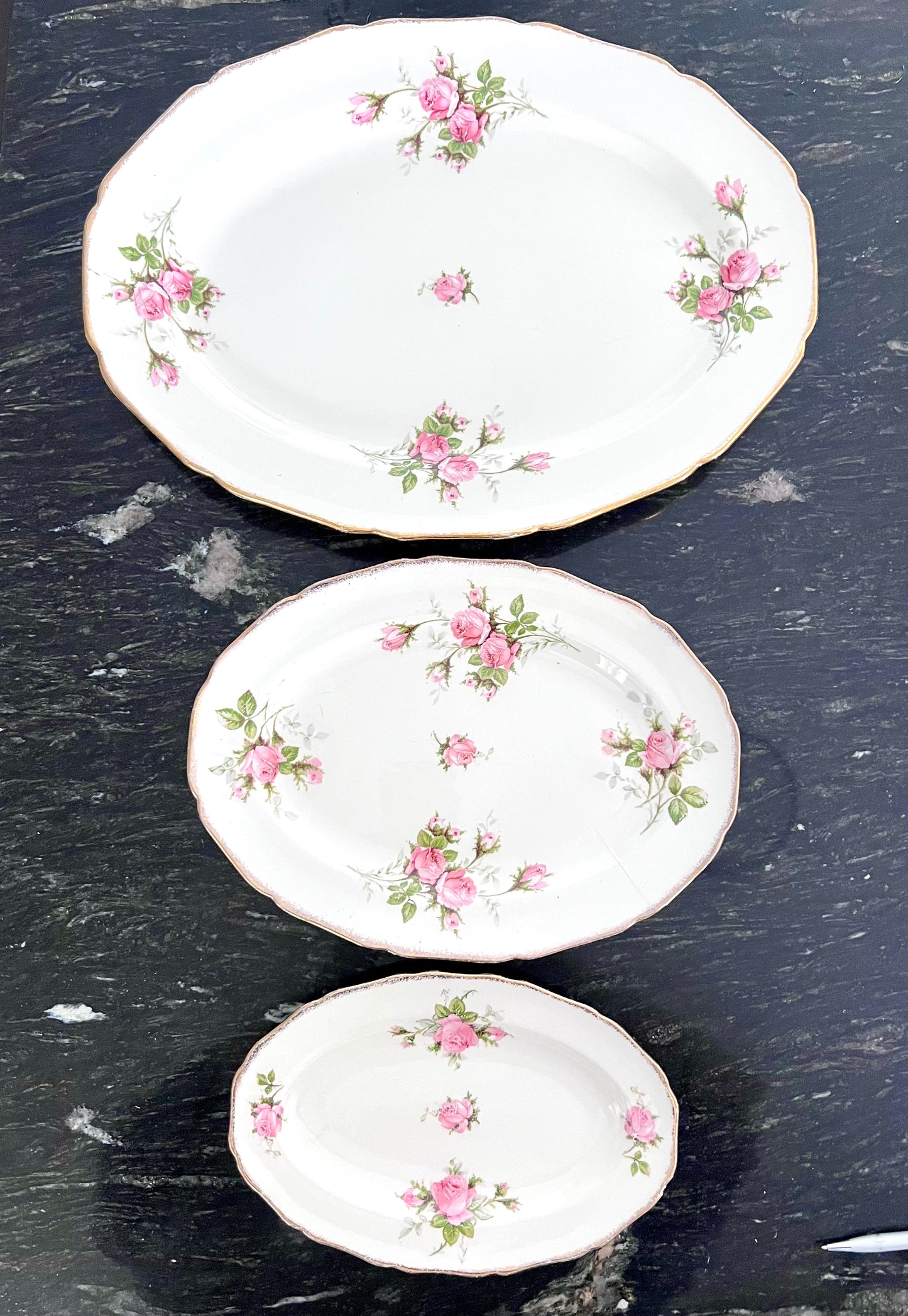 Cannonsburg Pink Rose China with 22KT Gold Trim – 92-Piece Heirloom Set