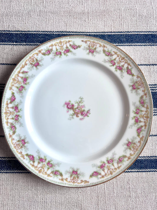 Antique Tressemann & Vogt Limoges France Dinner Plate, Circa 1892–1907
