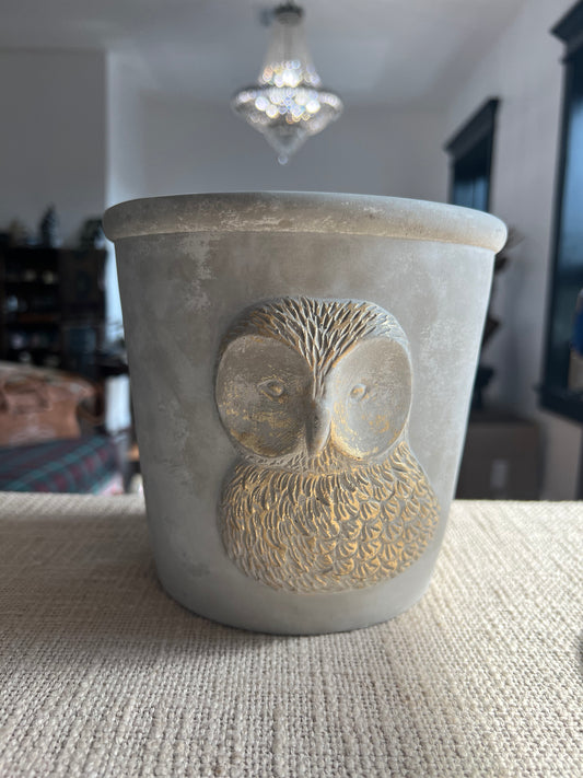 Le Hibou Cachepot (The Owl Cachepot)