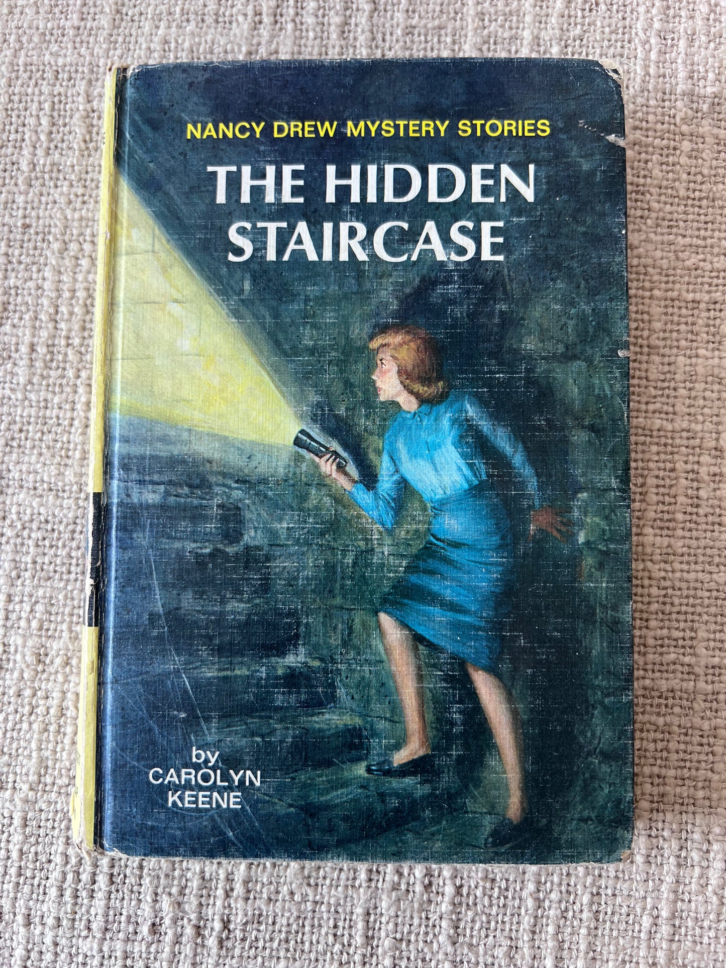 "The Hidden Staircase" - Vintage 1959 Nancy Drew Mystery #2