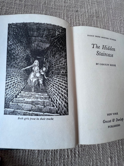 "The Hidden Staircase" - Vintage 1959 Nancy Drew Mystery #2