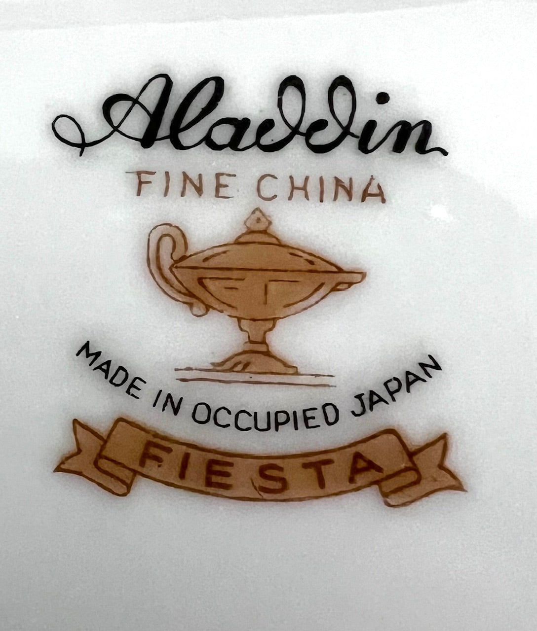 Aladdin Fine China “Fiesta” – Occupied Japan Dinnerware Set – 86-Piece Set