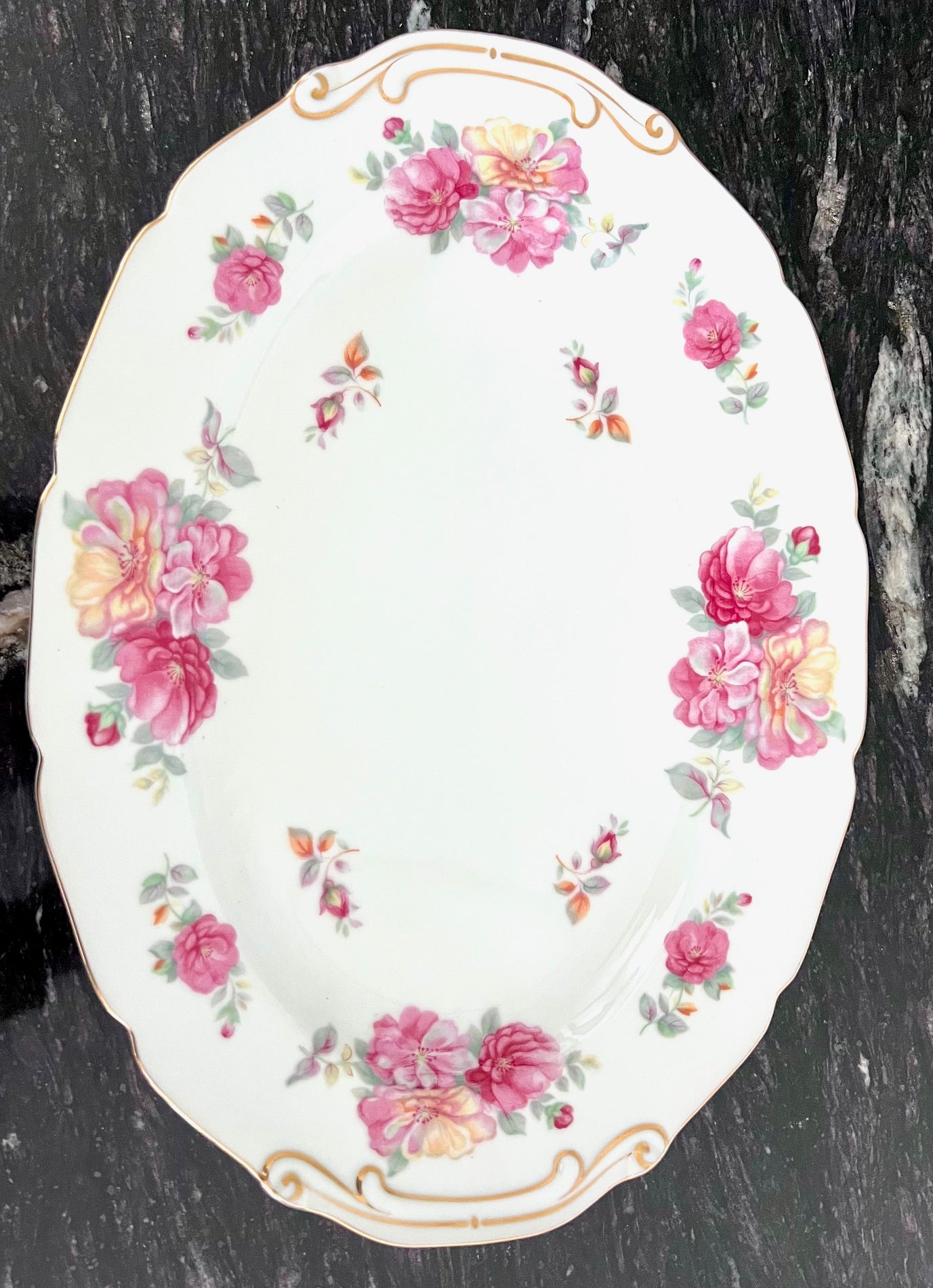 Aladdin Fine China “Fiesta” – Occupied Japan Dinnerware Set – 86-Piece Set