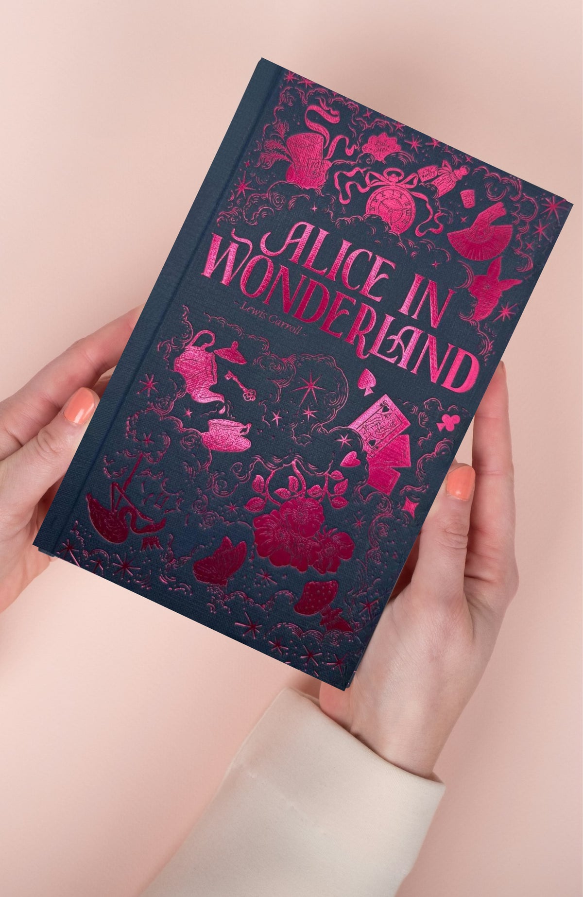 Alice in Wonderland by Lewis Carroll - Luxe Hardcover