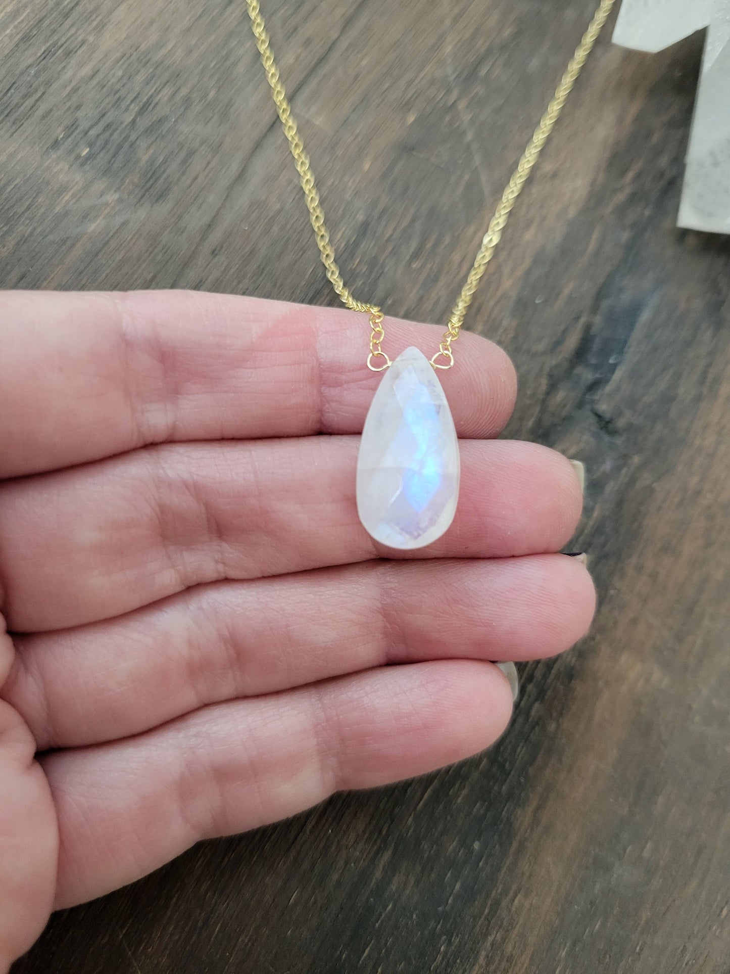 Moonstone Pendant Necklace : 16 in. / 14K Gold Filled