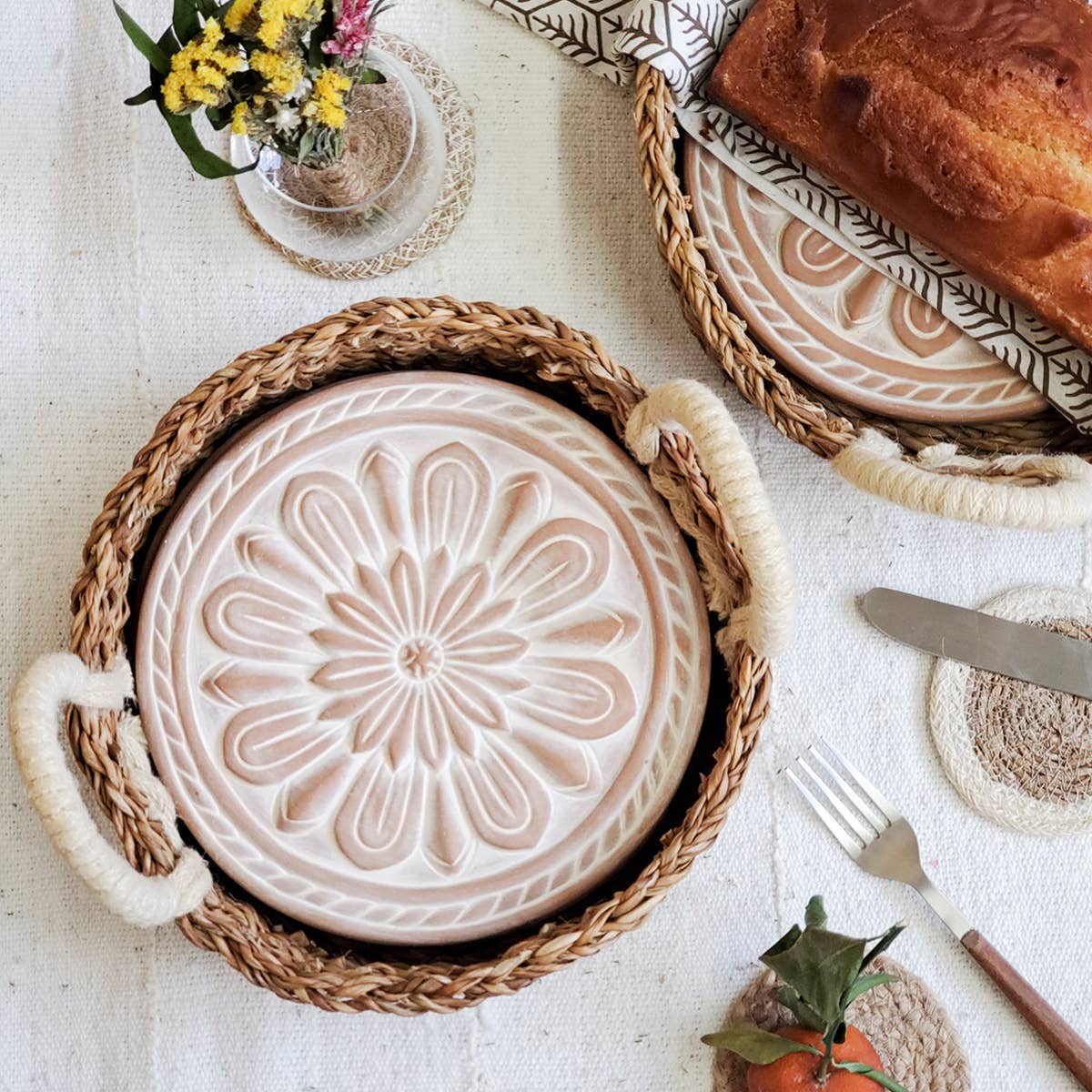 Handmade Bread Warmer & Wicker Basket - Floral Round Pattern