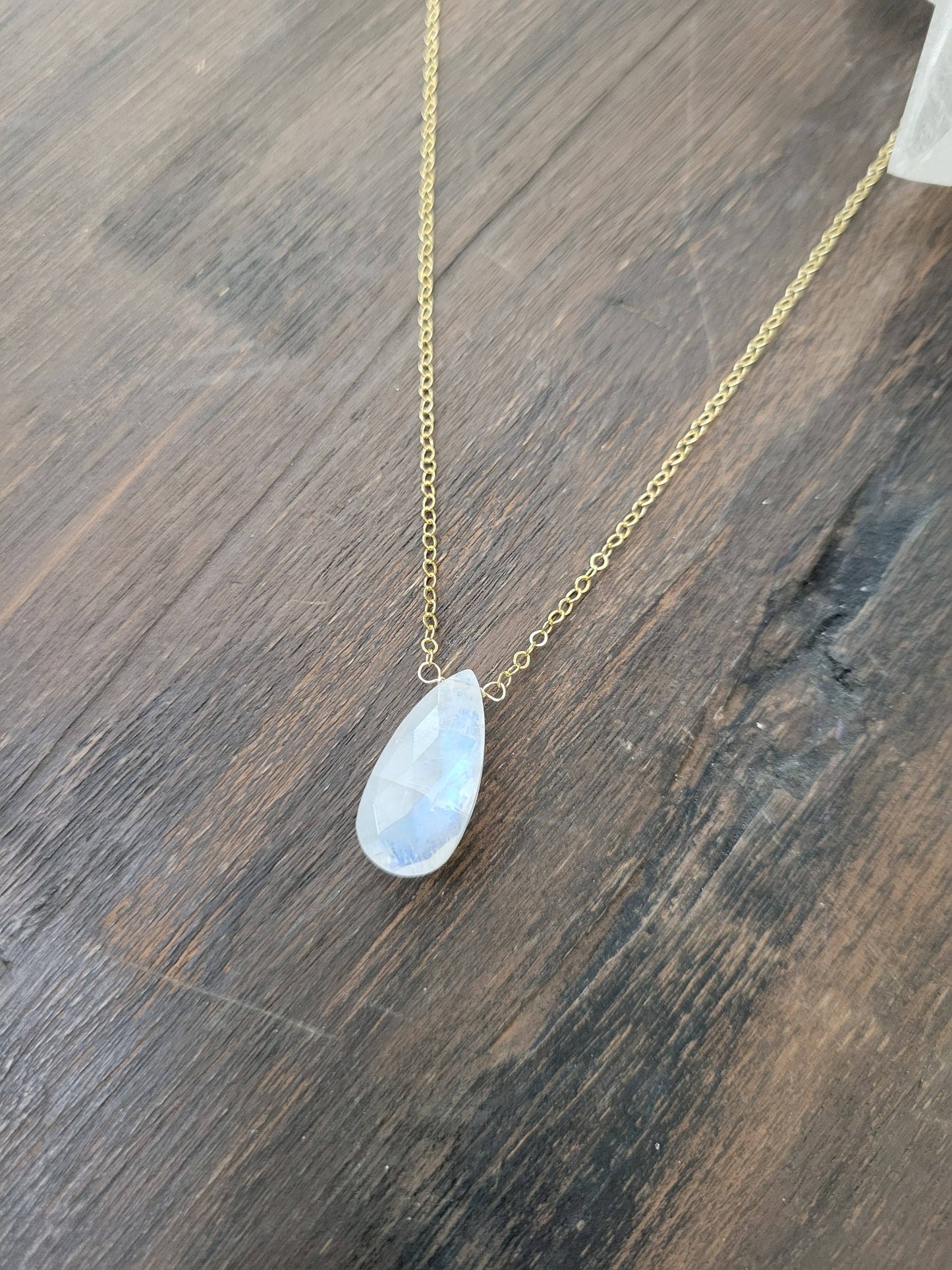 Moonstone Pendant Necklace : 16 in. / 14K Gold Filled