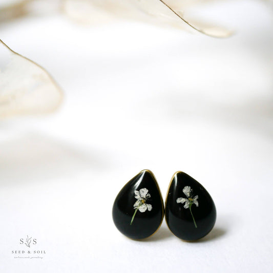 Queen Anne's Lace Teardrop Studs